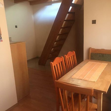 J&M Privat Apartment Závažná Poruba Екстериор снимка