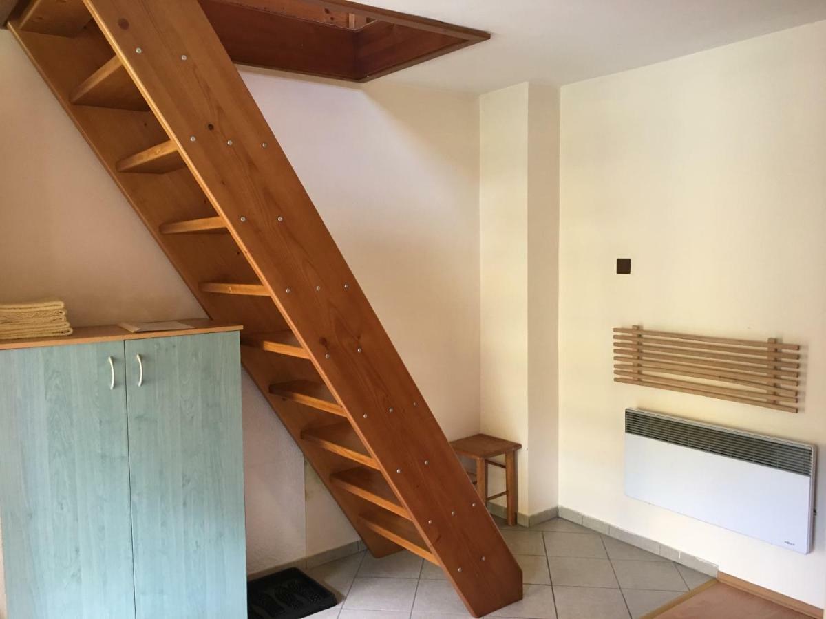 J&M Privat Apartment Závažná Poruba Екстериор снимка